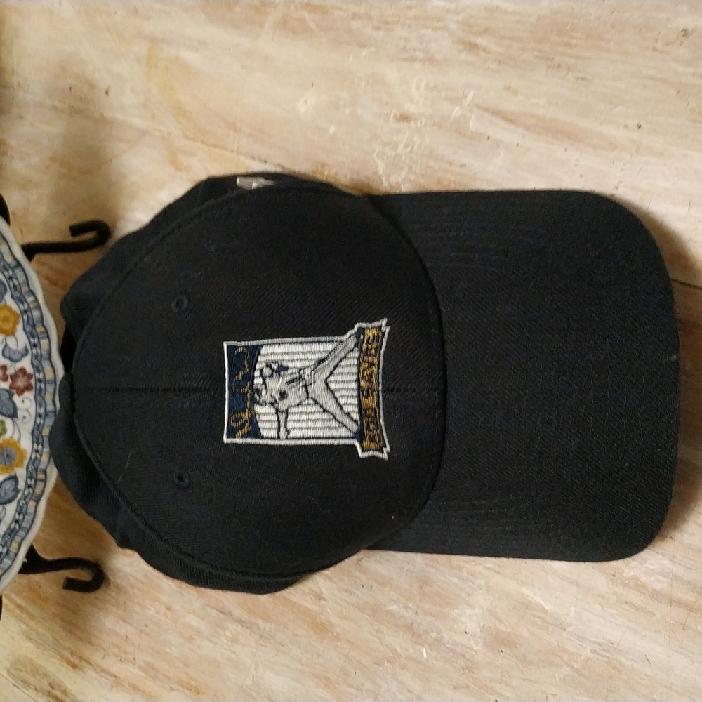 Baseball cap - Picture 5 of 6